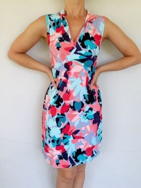 Patchington colorful abstract floral sleeveless quarter zip neck dress medium